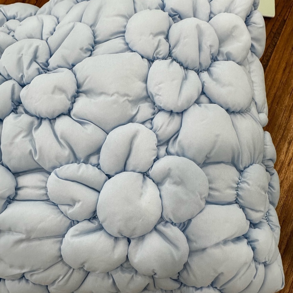 Light Blue Quilted Pouch - Picture 3 of 6